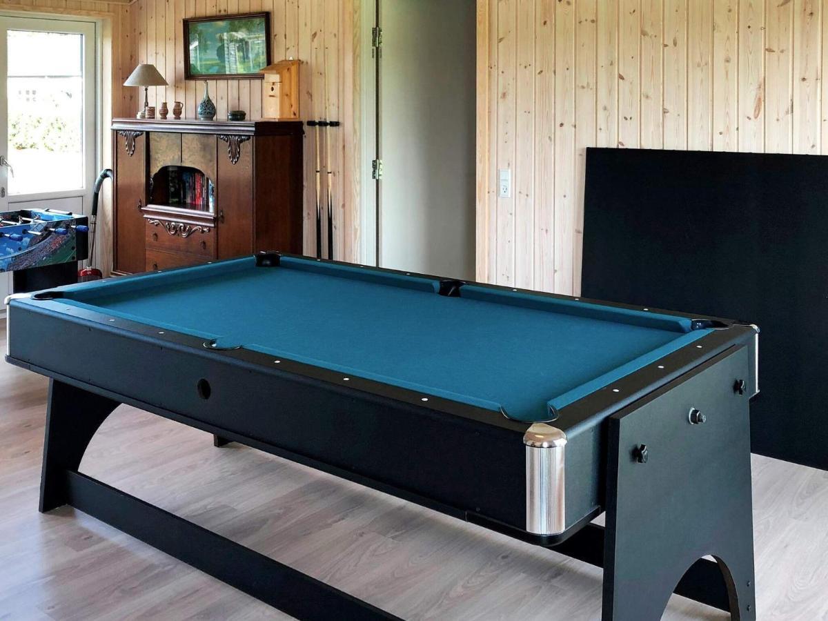 10 Person Holiday Home In Ansager Екстер'єр фото